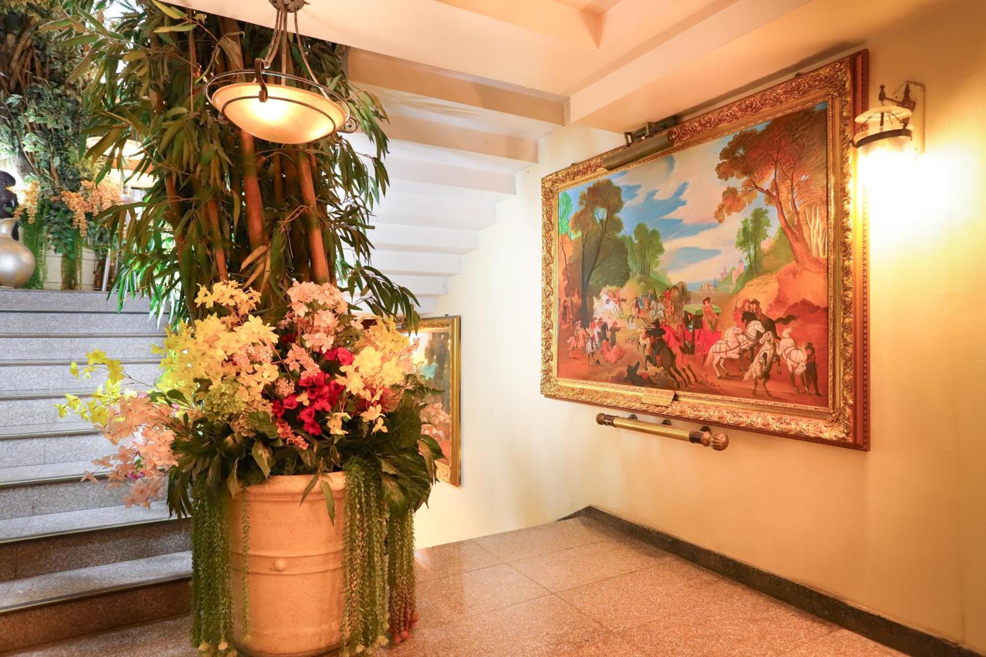 Diamond City Hotel Sha Certified Bangkok Buitenkant foto